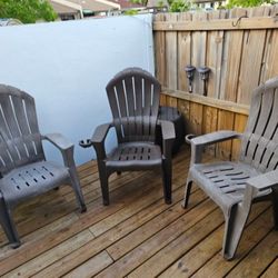 Plastic Patio Outdoor Chairs Set of 3