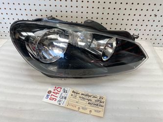 2010 2014 VOLKSWAGEN GOLF GTI RIGHT HEADLIGHT LAMP OEM