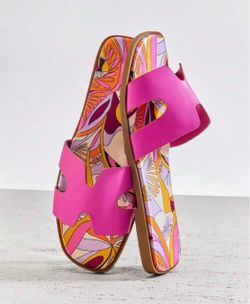 Women’s sandal
