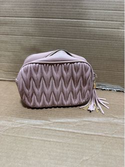 Mali + Lili Perfect Puff Crossbody Bag Blush Pink Quilted Chain Strap NWT