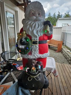 Vtg Blow Mold DAK Santa