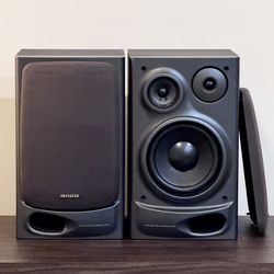 Vintage AIWA Bookshelf Speaker Pair SX-N3500 40 Watts 6 Ohms 3-Way Speakers NICE