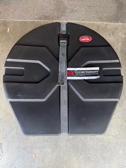 SKB 22” kick drum case (brand new)