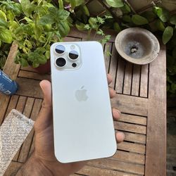 15 Pro Max 256gb Unlocked