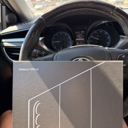 Samsung Galaxy trifold BRAND NEW/SEALED w receipt