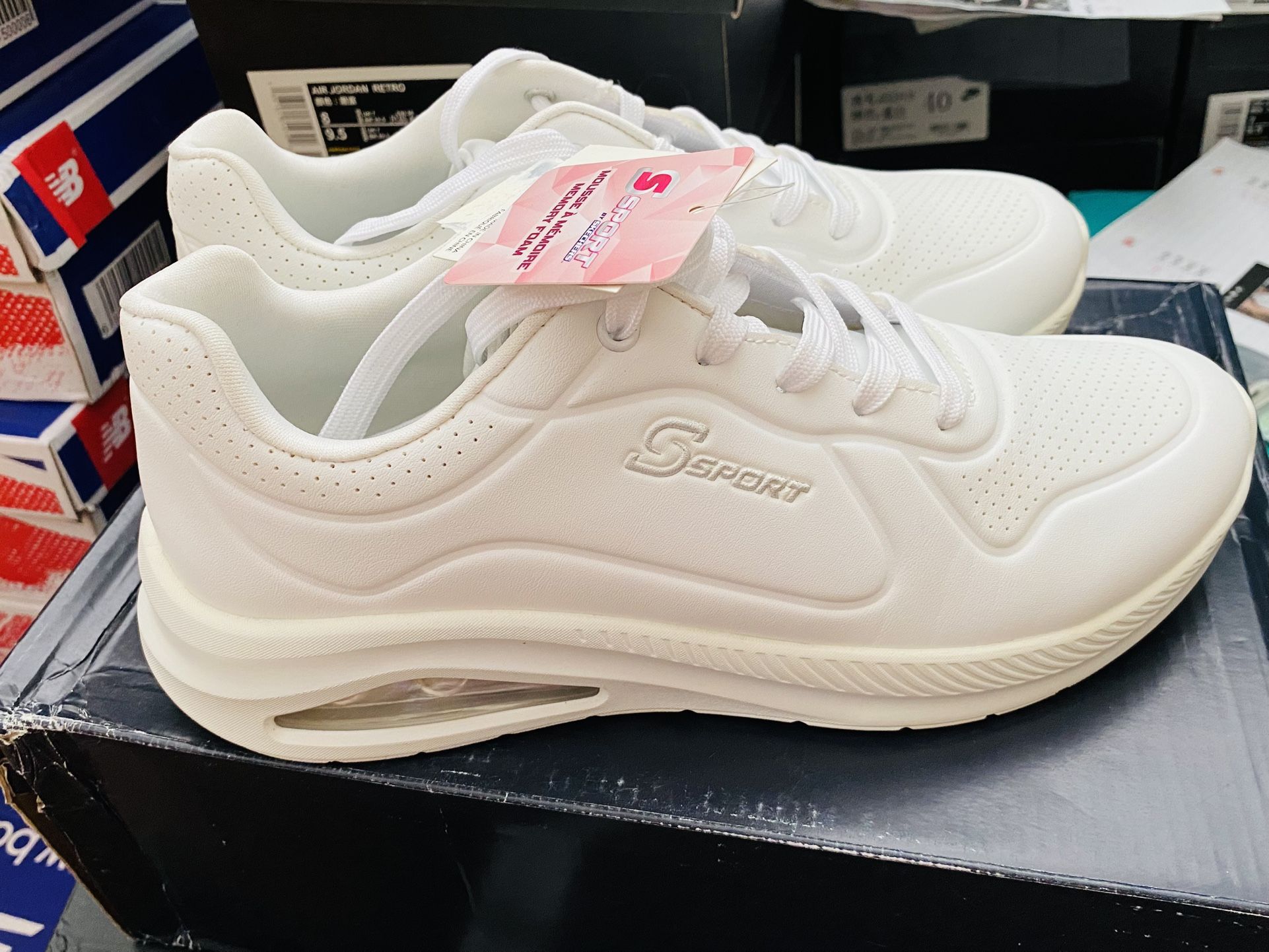 S Sport White Memory Foam Sneakers – Size 9 (Brand New) 