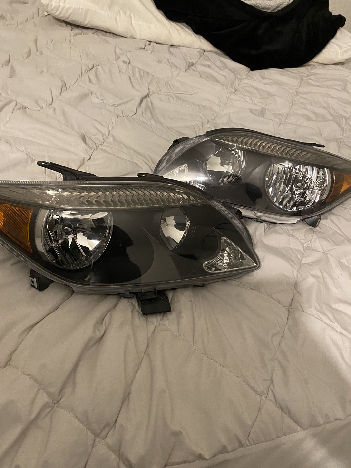 Scion tC 2007 Headlights