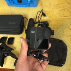 Go Pro Hero Max 