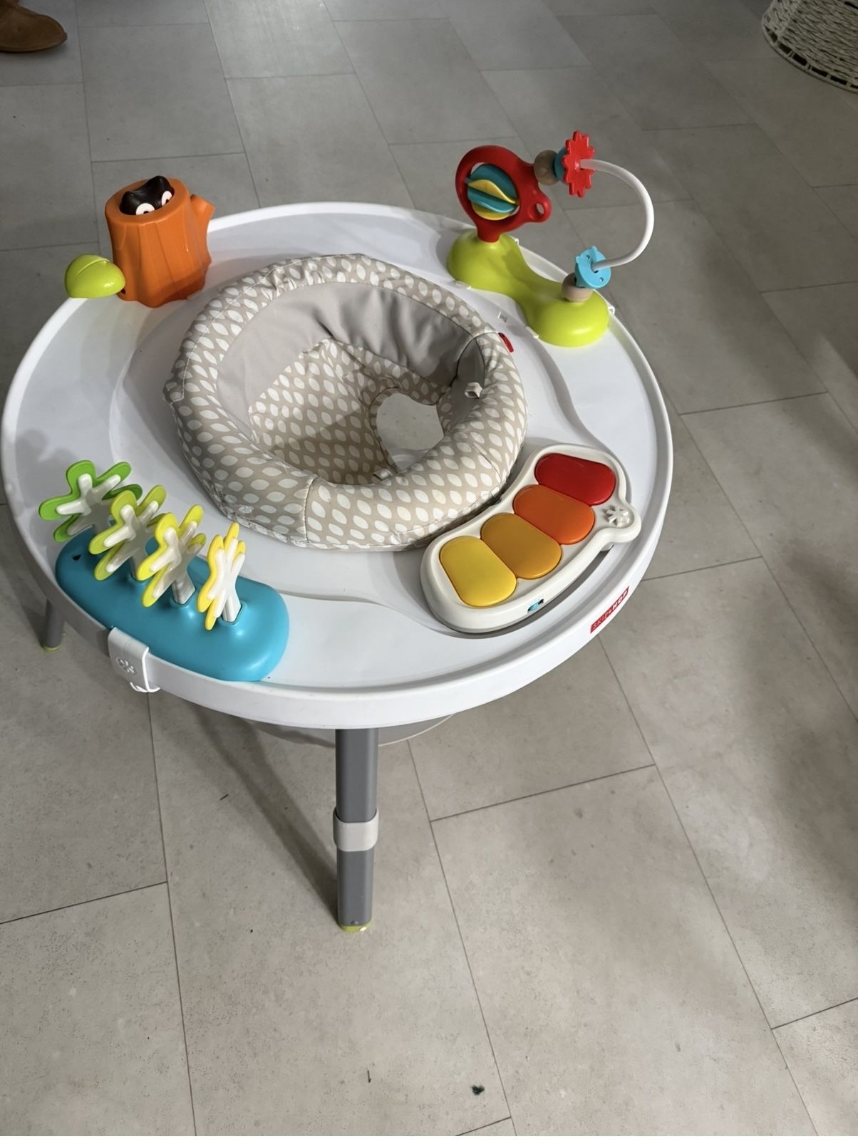 Skip Hop , activity Center