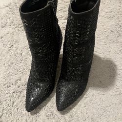 Apathos Black Diamond Booties