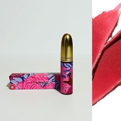 NIB MAC Powder Kiss Liquid Lipcolour Lunar Luck Peachy Party