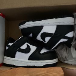 TD Nike Panda Dunks