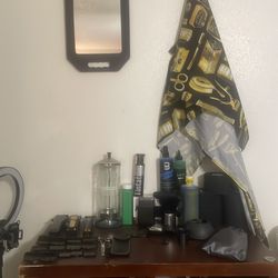 Barber hair clippers