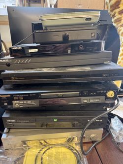 Mixed Lot of AV Components and Players