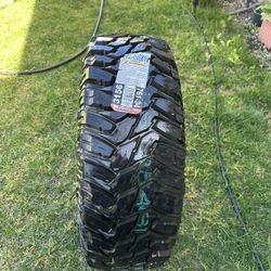 LT275-70-R18” Cooper Discovered Mud Terrain  Tire 