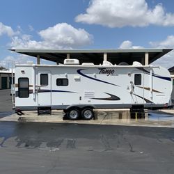 Pacific Coachworks Tango Towlite 28rls