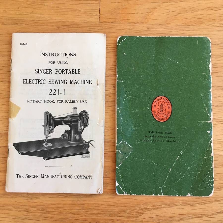 OEM Singer Featherweight Sewing Machine Instructions Book Manual 18740