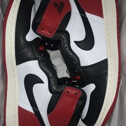 Jordan 1 Retro High OG Black Toe Reimagined  Size 9.5 