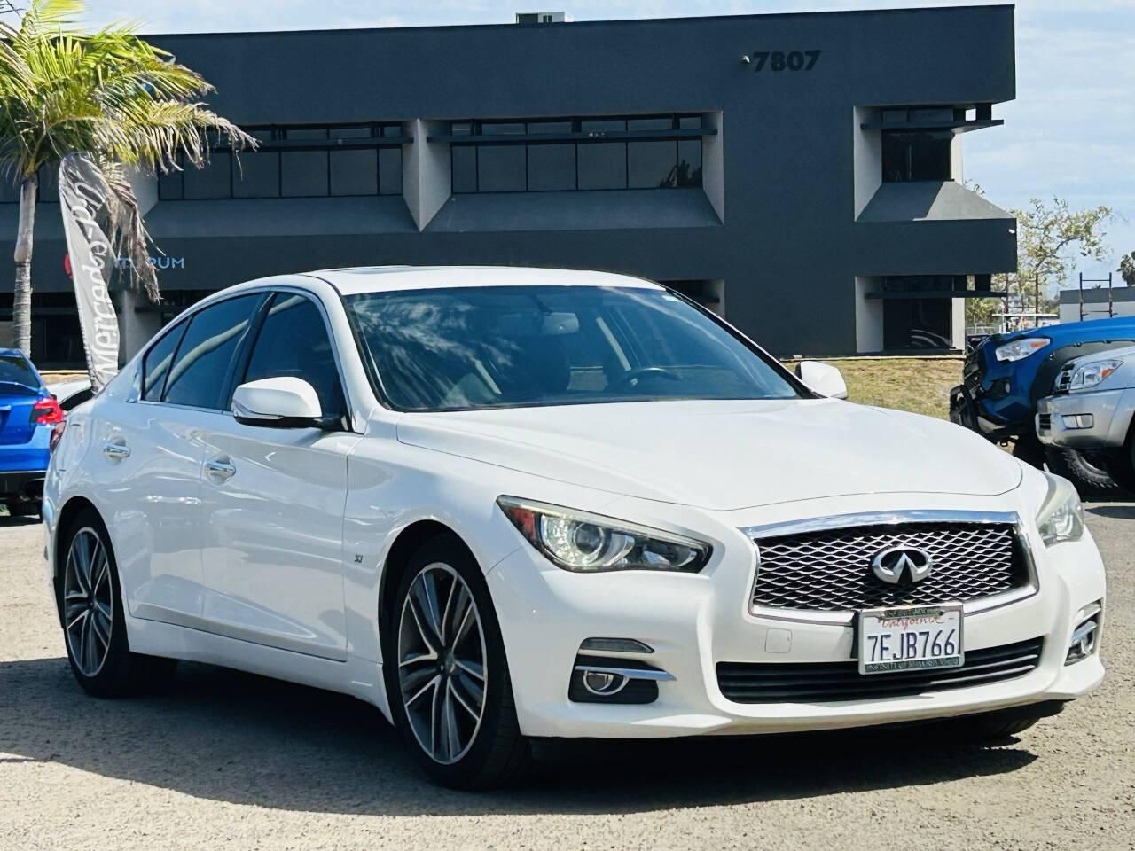 2014 INFINITI Q50