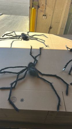 5 ft Halloween spider giant spider Halloween decoration