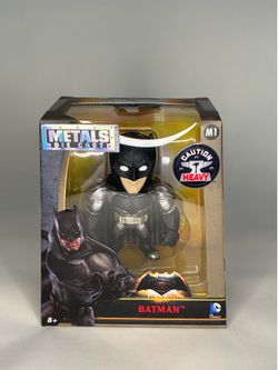 Die cast metal BvS Figures