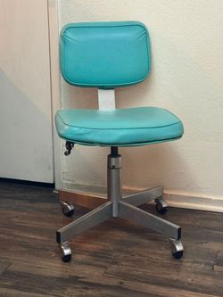 Cute Sturdy Tiffany Color Chair