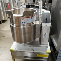 Cleveland KET12T - Counter Top Tilting Kettle 12 Gal, 208v/60/3ph