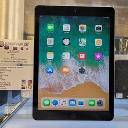 Black iPad 6 32gb Wi-fi