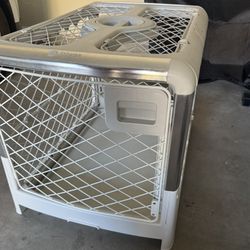 Diggs Revol Dog Crate - medium size
