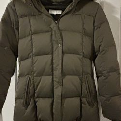 Calvin Klein faux-fur lined hooded puffer jacket - Size M