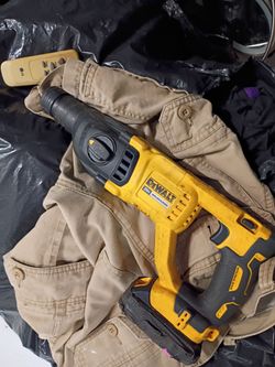 SDS DeWalt 20V Brushless Rotary Hammer Drill