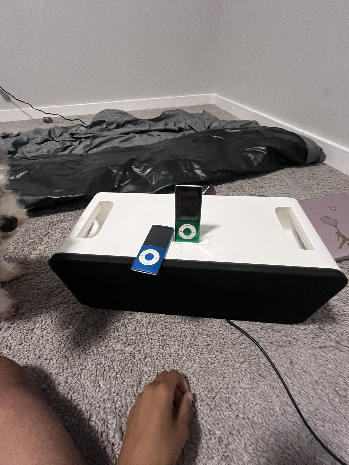 iPod Speaker/or Best Trade Sam Value 