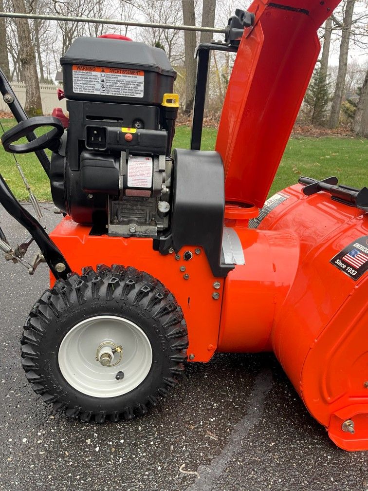 24” Snowblower – Ariens Compact 24 Two-stage Self-propelled 205cc Gas