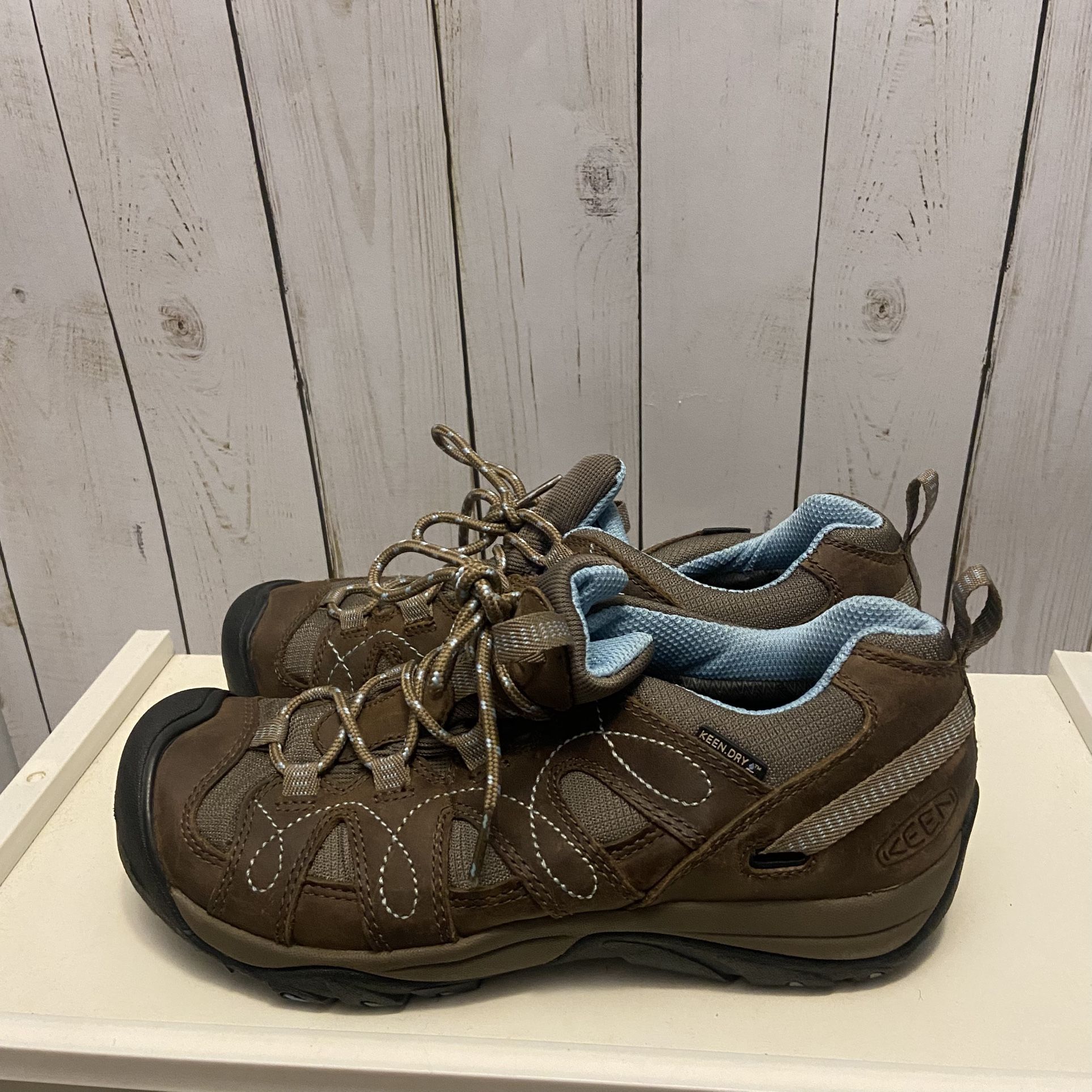Keen 52001-SHBL Shasta Blue Trail Hiking Shoe Womens Sz 7.5 Brown Suede Leather