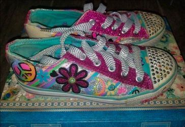 Sketchers Size 1