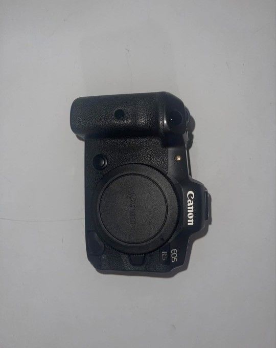 Canon EOS R5 Camera