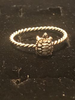 Silver turtle ring