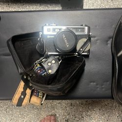 Yashica electro 35 camera