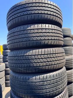 235/50r20 Bridgestone tires en excelentes conditiones de Vida las 4