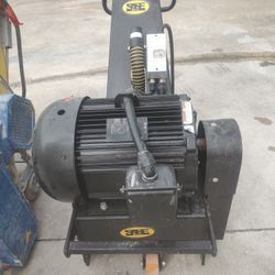 Concrete scarifier