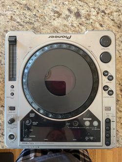 Pair Of Pioneer Dj 