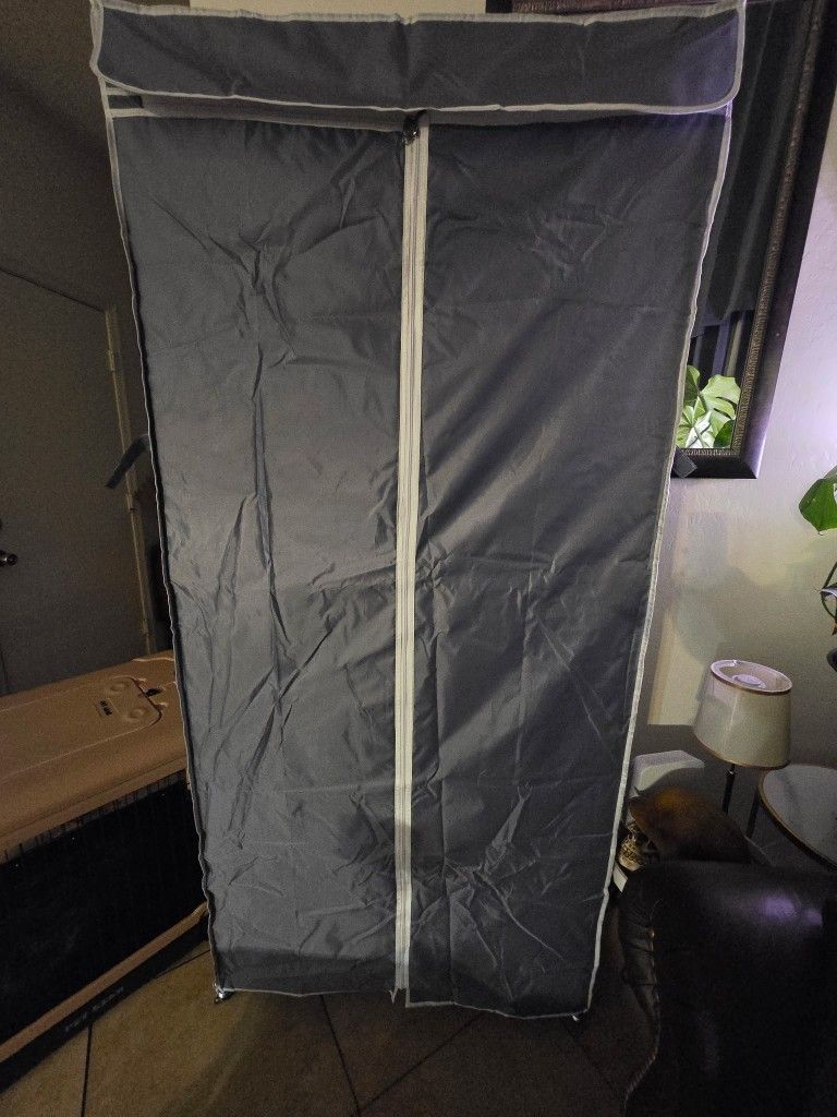 New Closet On Wheels W Cover