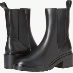 Amazon Essentials Chunky Sole Chelsea Boot