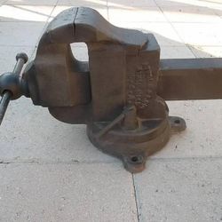 Athol Model 644 1/2" Bench Vise Vice Athol Model 644 1/2" Bench Vise Made In U.S.A.