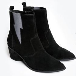 Brand New Womens Short Black Suede Teleport Booties Size 6  Orinally $130
