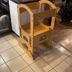 Kitchen Helper / Kids Stool 