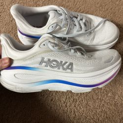 Hoka bondi 9