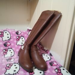Kenneth Cole Women Long Boots Size 7.5 New 