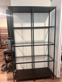 IKEA shelf (VITTSJÖ)