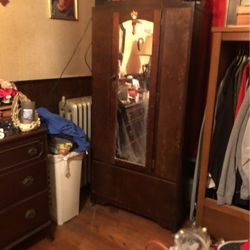 Mid Century Closet